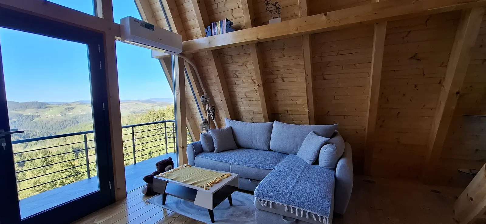 The living room with a pull-out corner sofa.