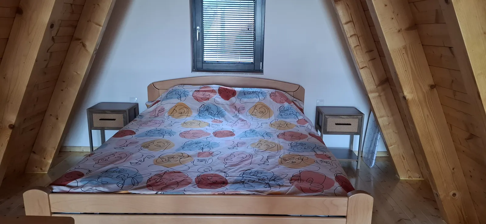 The upstairs double bed.
